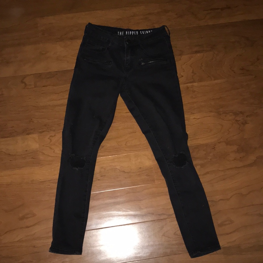 Cotton on black ripped knee skinny jeans